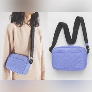 BAGGU camera crossbody in cornflower 💙🌽🌸